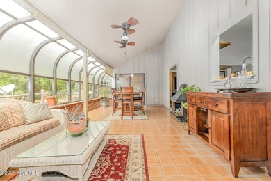 ***GOLF FRONT HOME ON 1 ACRE IN FOXFIRE!*** This spacious on Foxfire Golf and Country Club in North Carolina - for sale on GolfHomes.com, golf home, golf lot