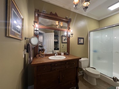 Living is easy in this one level luxurious condo situated close on Rolling Hills Country Club in Kentucky - for sale on GolfHomes.com, golf home, golf lot