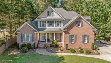 Pristine condition with a beautiful mature landscape! A fabulous on Brook Valley Country Club in North Carolina - for sale on GolfHomes.com, golf home, golf lot