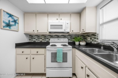 Welcome to this beautifully maintained second-floor condo in the on Mallards Landing Golf Course in Florida - for sale on GolfHomes.com, golf home, golf lot