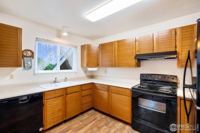 Fantastic condo in a fantastic location at a fantastic price! on Collindale Golf Course in Colorado - for sale on GolfHomes.com, golf home, golf lot