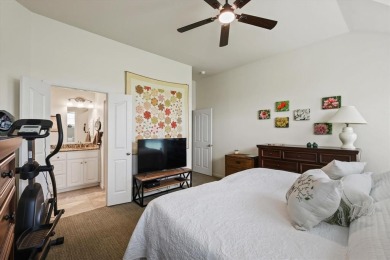 Enjoy golf course living in this beautifully maintained 3 bed on Oakmont Country Club in Texas - for sale on GolfHomes.com, golf home, golf lot