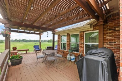 Enjoy golf course living in this beautifully maintained 3 bed on Oakmont Country Club in Texas - for sale on GolfHomes.com, golf home, golf lot