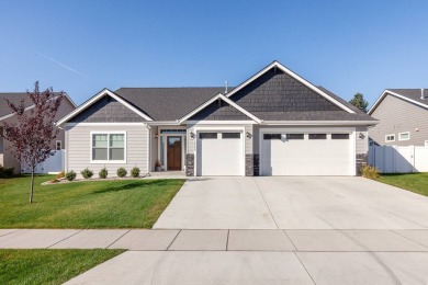 Welcome to this beautifully designed 3 bed, 3 bath home offering on Avondale Golf and Tennis Club in Idaho - for sale on GolfHomes.com, golf home, golf lot