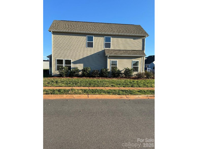 Just Listed check out this amazing 3 bedroom 2.5 bath home in on Edgewater Golf Club in South Carolina - for sale on GolfHomes.com, golf home, golf lot