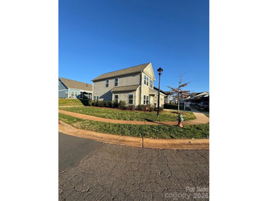 Just Listed check out this amazing 3 bedroom 2.5 bath home in on Edgewater Golf Club in South Carolina - for sale on GolfHomes.com, golf home, golf lot