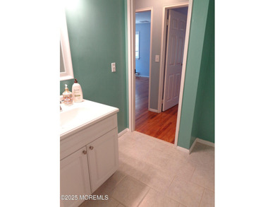 CLEAN & Move-In Ready Oakwood Two model w/ Two Full Baths in a on Keswick Village Golf Course in New Jersey - for sale on GolfHomes.com, golf home, golf lot