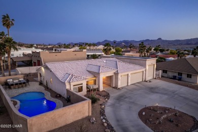 Beautifully updated home in the highly desirable Residential on London Bridge Golf Course in Arizona - for sale on GolfHomes.com, golf home, golf lot