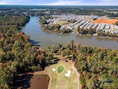 Waterfront! Dock in place! Live the lake life in this 3 bed 3 on Edgewater Golf Club in South Carolina - for sale on GolfHomes.com, golf home, golf lot