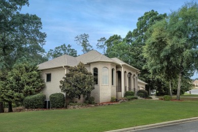 Stunning all-brick, custom-built home in Maumelle's desirable on Maumelle Golf and Country Club in Arkansas - for sale on GolfHomes.com, golf home, golf lot