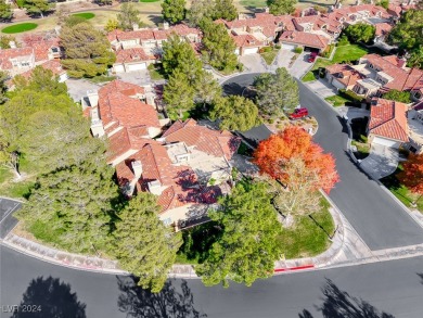 Massive Townhome In Guard Gated Spanish Trails W/ CLEAN AIR & on Spanish Trail Golf and Country Club in Nevada - for sale on GolfHomes.com, golf home, golf lot
