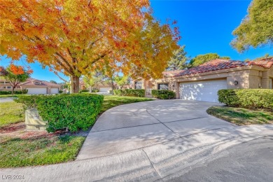 Massive Townhome In Guard Gated Spanish Trails W/ CLEAN AIR & on Spanish Trail Golf and Country Club in Nevada - for sale on GolfHomes.com, golf home, golf lot