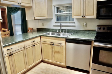 Clean, Furnished, and ready for a new owner. Just bring your on Spanish Lakes Fairways in Florida - for sale on GolfHomes.com, golf home, golf lot