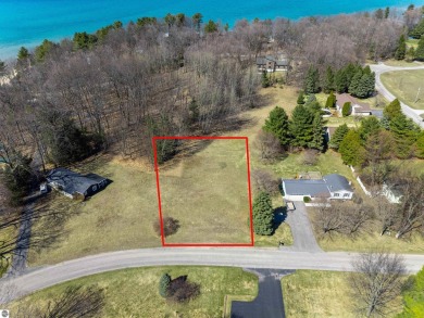 Welcome to one of the last chances to build your dream home in on Lochen Heath Golf Course in Michigan - for sale on GolfHomes.com, golf home, golf lot
