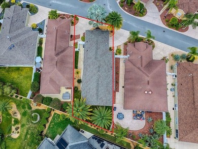 LOCATION is everything with this 2/2 block and stucco Woodlawn on Bacall Executive Golf Course in Florida - for sale on GolfHomes.com, golf home, golf lot