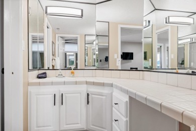 Beautiful turn-key Las Palmas condo-ready for you or your on Sunbrook Golf Course in Utah - for sale on GolfHomes.com, golf home, golf lot