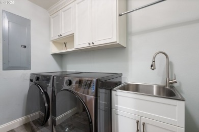This wonderfully remodeled and updated Charbonneau Belvedere on Charbonneau Golf Club in Oregon - for sale on GolfHomes.com, golf home, golf lot