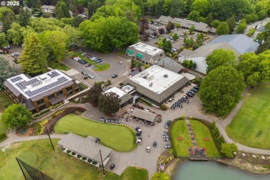 This wonderfully remodeled and updated Charbonneau Belvedere on Charbonneau Golf Club in Oregon - for sale on GolfHomes.com, golf home, golf lot