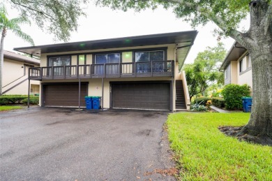 This 2-bedroom, 1-bathroom, 872-square-foot condominium is on Cove Cay Country Club in Florida - for sale on GolfHomes.com, golf home, golf lot