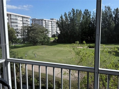 Welcome to this spacious 2 bed, 2 bath condo at 3250 N Palm Aire on Palm-Aire Country Club and Resort - The Oaks in Florida - for sale on GolfHomes.com, golf home, golf lot