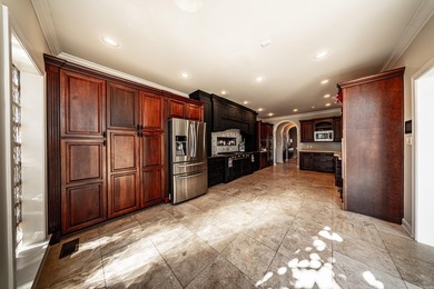 RidgePointe Luxury on the 7th Hole! Discover refined living in on RidgePointe Country Club in Arkansas - for sale on GolfHomes.com, golf home, golf lot