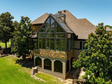 RidgePointe Luxury on the 7th Hole! Discover refined living in on RidgePointe Country Club in Arkansas - for sale on GolfHomes.com, golf home, golf lot