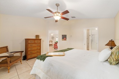 NO BOND! This charming 2 Bedroom, 2 Bath BEAUREGARD  MODEL BLOCK on The Links of Spruce Creek in Florida - for sale on GolfHomes.com, golf home, golf lot