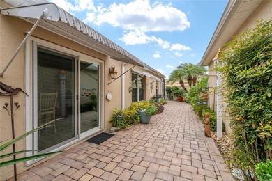 NO BOND! This charming 2 Bedroom, 2 Bath BEAUREGARD  MODEL BLOCK on The Links of Spruce Creek in Florida - for sale on GolfHomes.com, golf home, golf lot