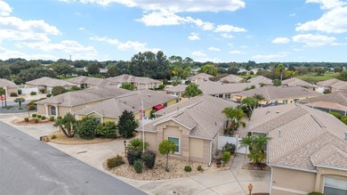 NO BOND! This charming 2 Bedroom, 2 Bath BEAUREGARD  MODEL BLOCK on The Links of Spruce Creek in Florida - for sale on GolfHomes.com, golf home, golf lot