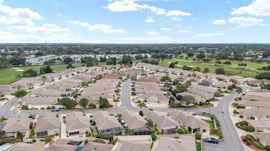NO BOND! This charming 2 Bedroom, 2 Bath BEAUREGARD  MODEL BLOCK on The Links of Spruce Creek in Florida - for sale on GolfHomes.com, golf home, golf lot