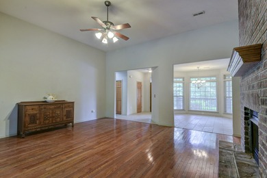 Charming home in this beautiful golf course community. there is on Ledgestone Country Club and Golf Course in Missouri - for sale on GolfHomes.com, golf home, golf lot