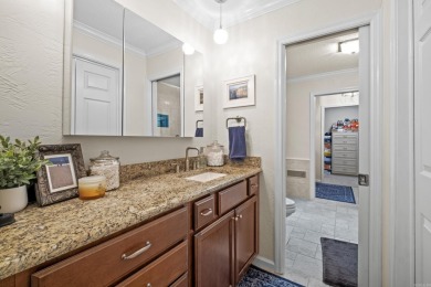Fully remodeled and updated throughout. New roof in 2024 on Foxwood Golf Club in Arkansas - for sale on GolfHomes.com, golf home, golf lot