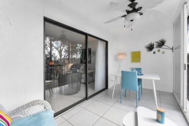 Welcome to this gorgeous penthouse condo in Huntington Lakes on Marina Lakes Golf Course in Florida - for sale on GolfHomes.com, golf home, golf lot