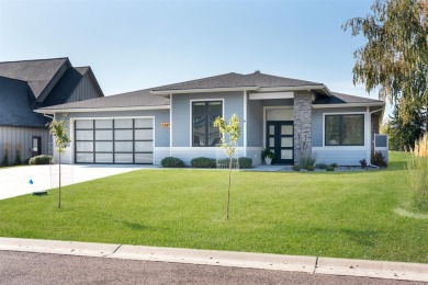 Welcome to the highly sought-after, gated Lake Pointe community on Eagle Bend Golf Course in Montana - for sale on GolfHomes.com, golf home, golf lot