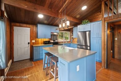 Let the outside in with this beautiful original Lake Naomi cabin on Lake Naomi Timber Trails Golf Club in Pennsylvania - for sale on GolfHomes.com, golf home, golf lot