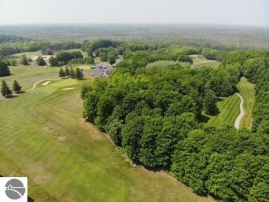 Discover the perfect blend of nature and recreation! Nestled is on Grand View Golf Club in Michigan - for sale on GolfHomes.com, golf home, golf lot