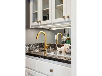 Walking distance to Biltmore Golf Club! Located in the on Arizona Biltmore Golf and Country Club in Arizona - for sale on GolfHomes.com, golf home, golf lot