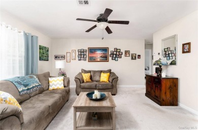Beautiful End unit 2 Bedrooms 1.5 Baths 1 Car Garage and Heated on Leisure Village Golf Course in New York - for sale on GolfHomes.com, golf home, golf lot