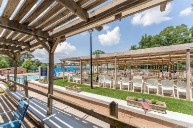 Beautiful End unit 2 Bedrooms 1.5 Baths 1 Car Garage and Heated on Leisure Village Golf Course in New York - for sale on GolfHomes.com, golf home, golf lot