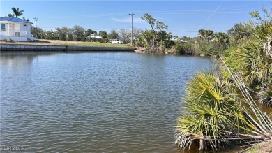GET YOUR PARADISE WITH THIS GULF ACCESS LOT_LOCATION, LOCATION on Burnt Store Golf Club in Florida - for sale on GolfHomes.com, golf home, golf lot
