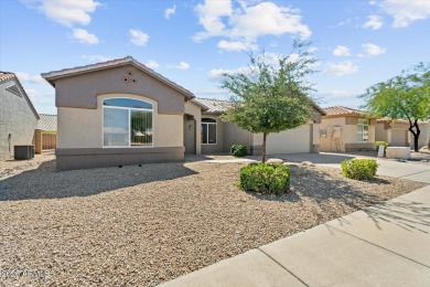 Step inside to discover fresh neutral tile and new carpet on Grandview Golf Course in Arizona - for sale on GolfHomes.com, golf home, golf lot