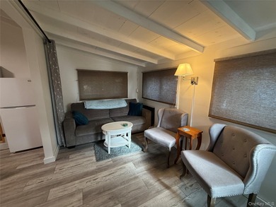 Recently renovated 2 bedroom cottage located in the desirable on Baiting Hollow Club in New York - for sale on GolfHomes.com, golf home, golf lot