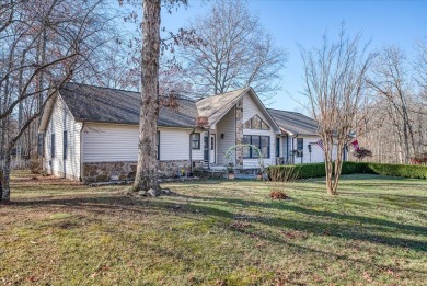 118 Glenwood Dr in Crossville, Tennessee, is a tranquil on Druid Hills Golf Club in Tennessee - for sale on GolfHomes.com, golf home, golf lot