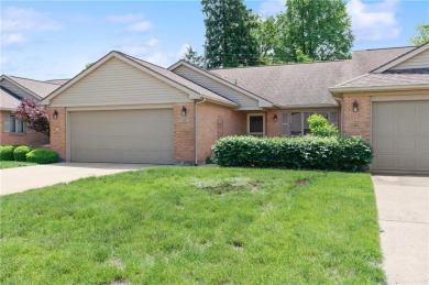 Beautiful move-in ready condo located 1 block from Little Miami on WGC Golf Course in Ohio - for sale on GolfHomes.com, golf home, golf lot
