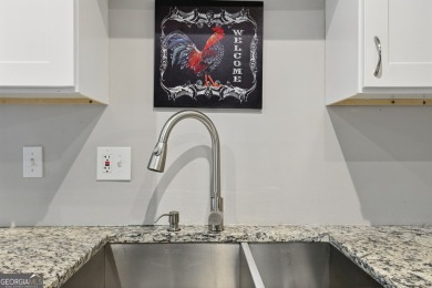 Welcome to your RARE ground-level corner unit in Kings Point at on Kingwood Golf Club and Resort in Georgia - for sale on GolfHomes.com, golf home, golf lot