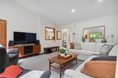 Beautiful move-in ready condo located 1 block from Little Miami on WGC Golf Course in Ohio - for sale on GolfHomes.com, golf home, golf lot