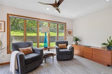 Beautiful move-in ready condo located 1 block from Little Miami on WGC Golf Course in Ohio - for sale on GolfHomes.com, golf home, golf lot