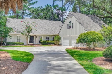 Spacious home on a large corner lot overlooking the 6th Green of on The Landings Club - Marshwood in Georgia - for sale on GolfHomes.com, golf home, golf lot