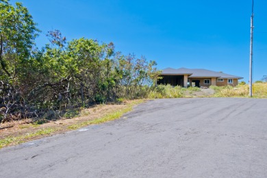 Build Your Dream Home on the Golf Course in Discovery Harbour! on Discovery Harbour Golf Course in Hawaii - for sale on GolfHomes.com, golf home, golf lot