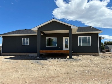Beautiful 3-bedroom, 2-bathroom ranch-style home with a 3-car on Desert Hawk At Pueblo West in Colorado - for sale on GolfHomes.com, golf home, golf lot